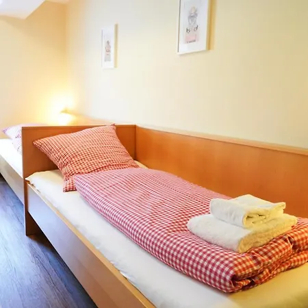 Hof Koehne - Altes - Katze Appartement *